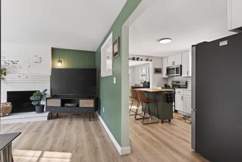 24 Day Road Gorham ME 04038