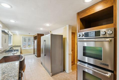 1708 State Road Eliot ME 03903