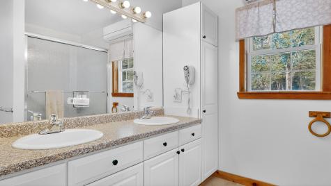 40 Rockwood Lane Hollis ME 04042