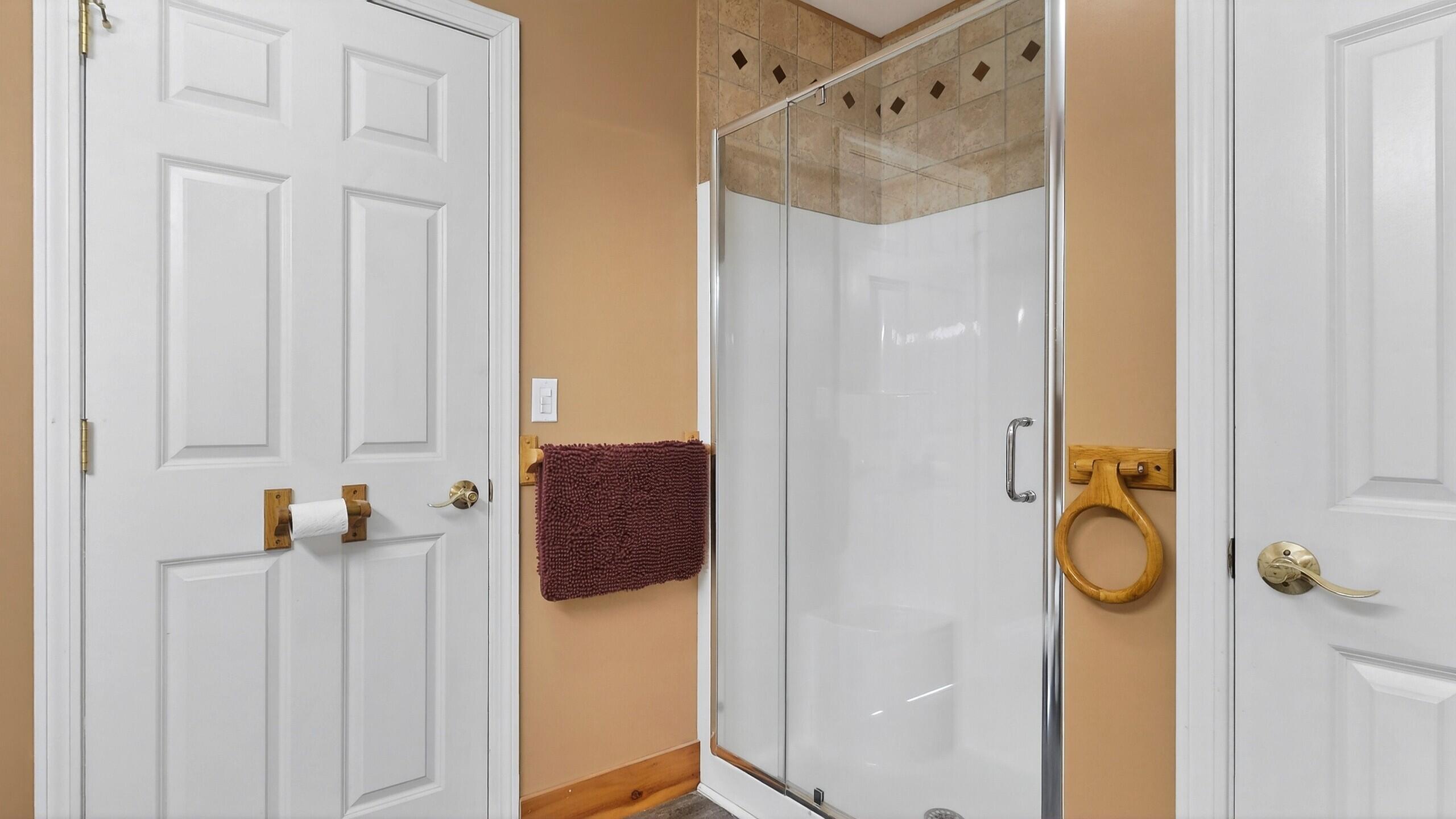 40 Rockwood Lane Hollis ME 04042