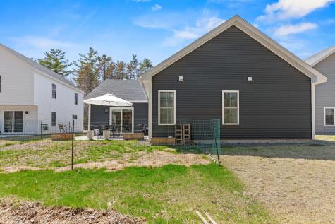 31 Neptune Drive Brunswick ME 04011