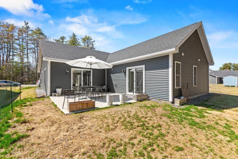 31 Neptune Drive Brunswick ME 04011