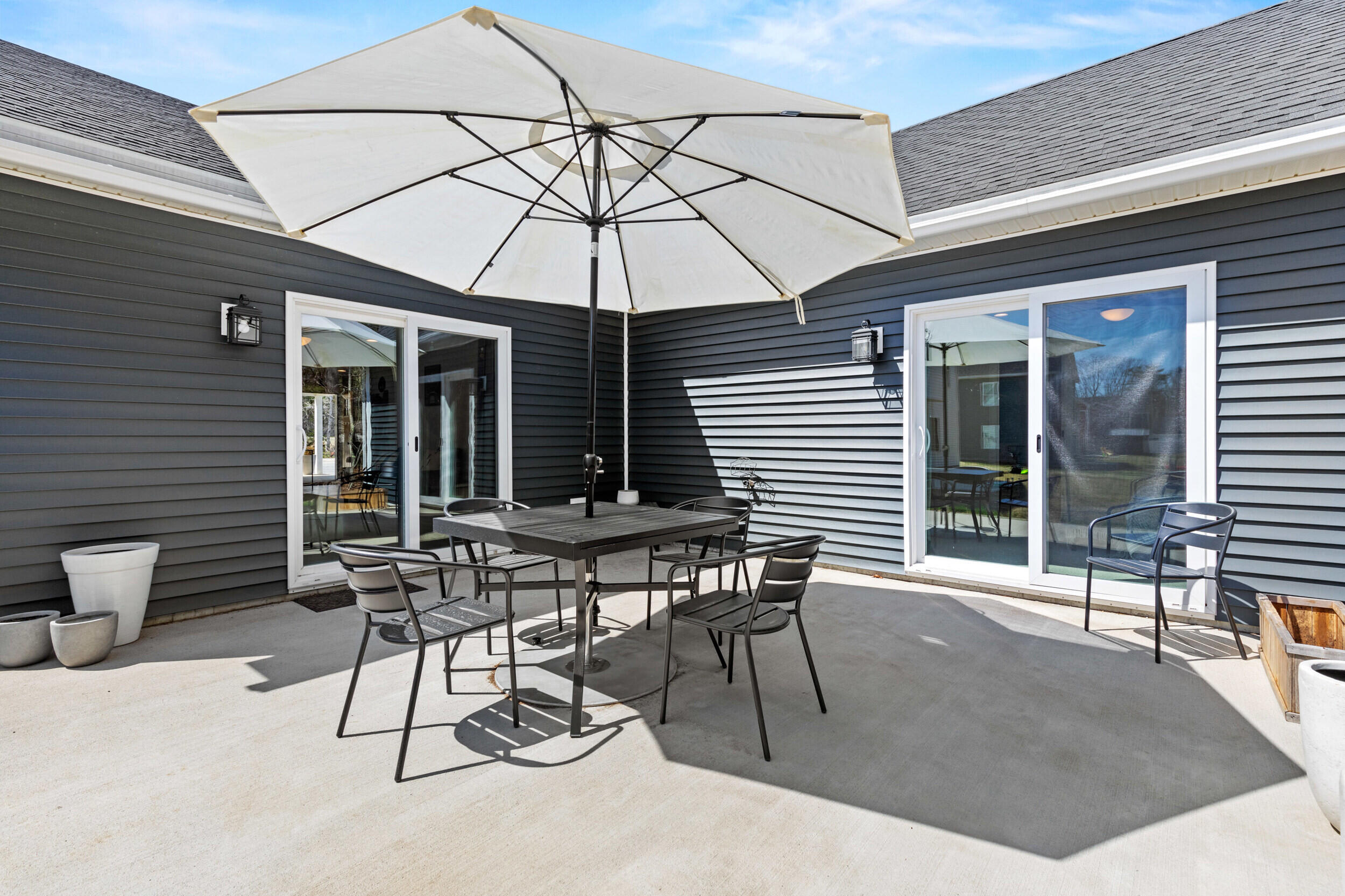 31 Neptune Drive Brunswick ME 04011