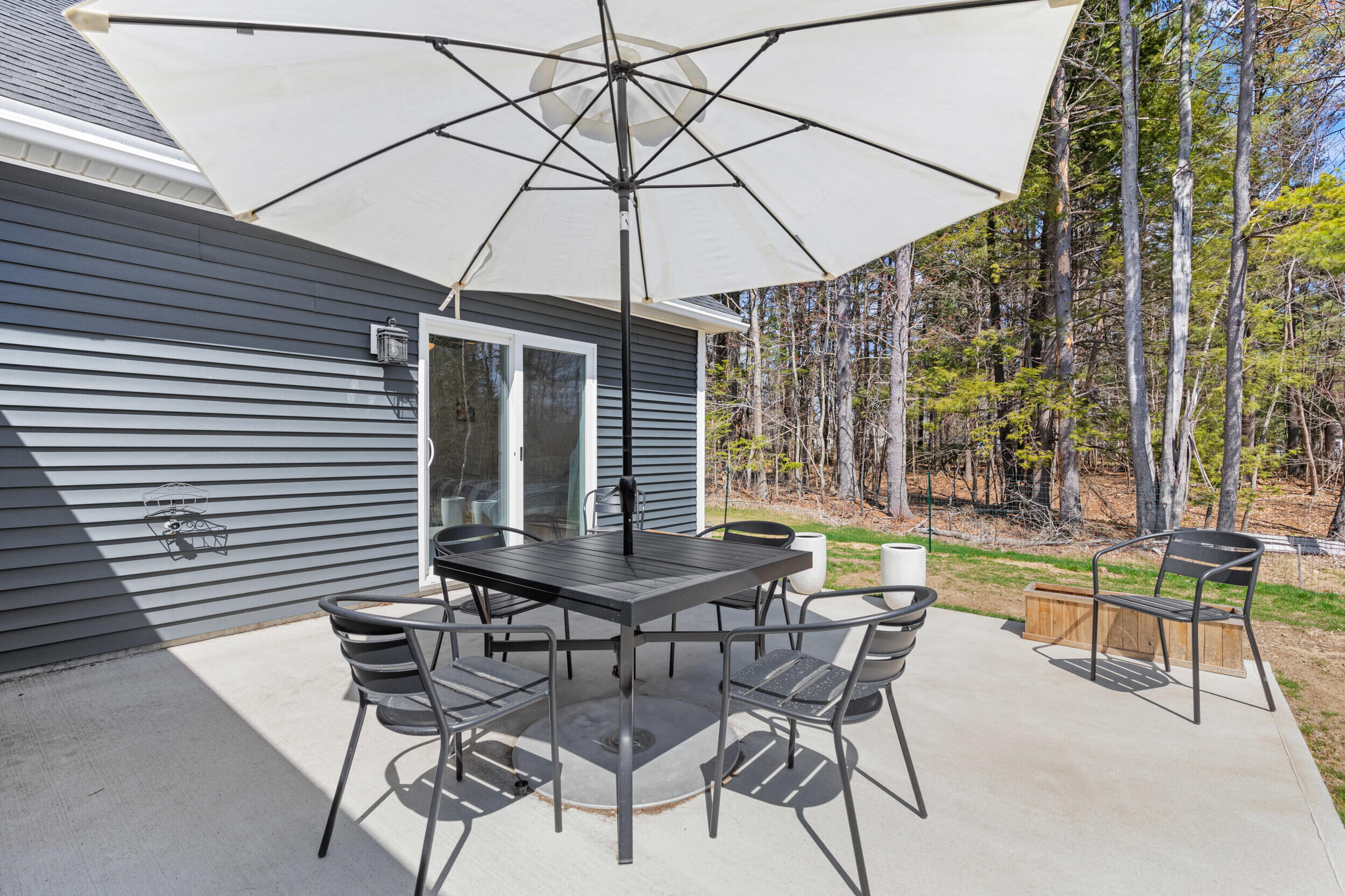 31 Neptune Drive Brunswick ME 04011