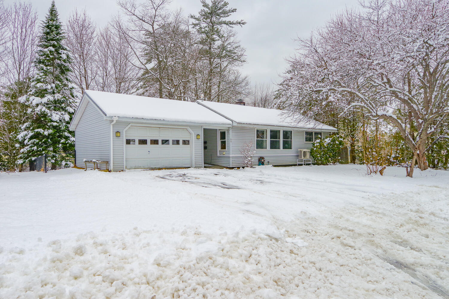 60 Hicks Road Augusta ME 04330