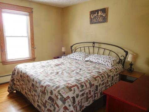 32 Boston Avenue Lewiston ME 04240