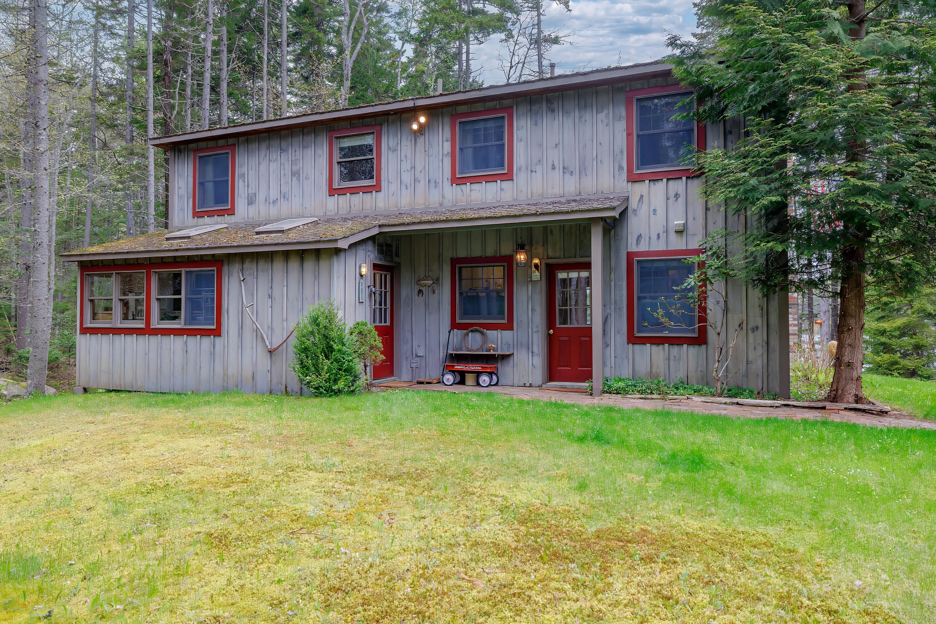 176 N Main Street Stonington ME 04681