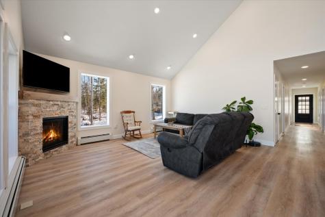 1431 Kennebec Road Hampden ME 04444
