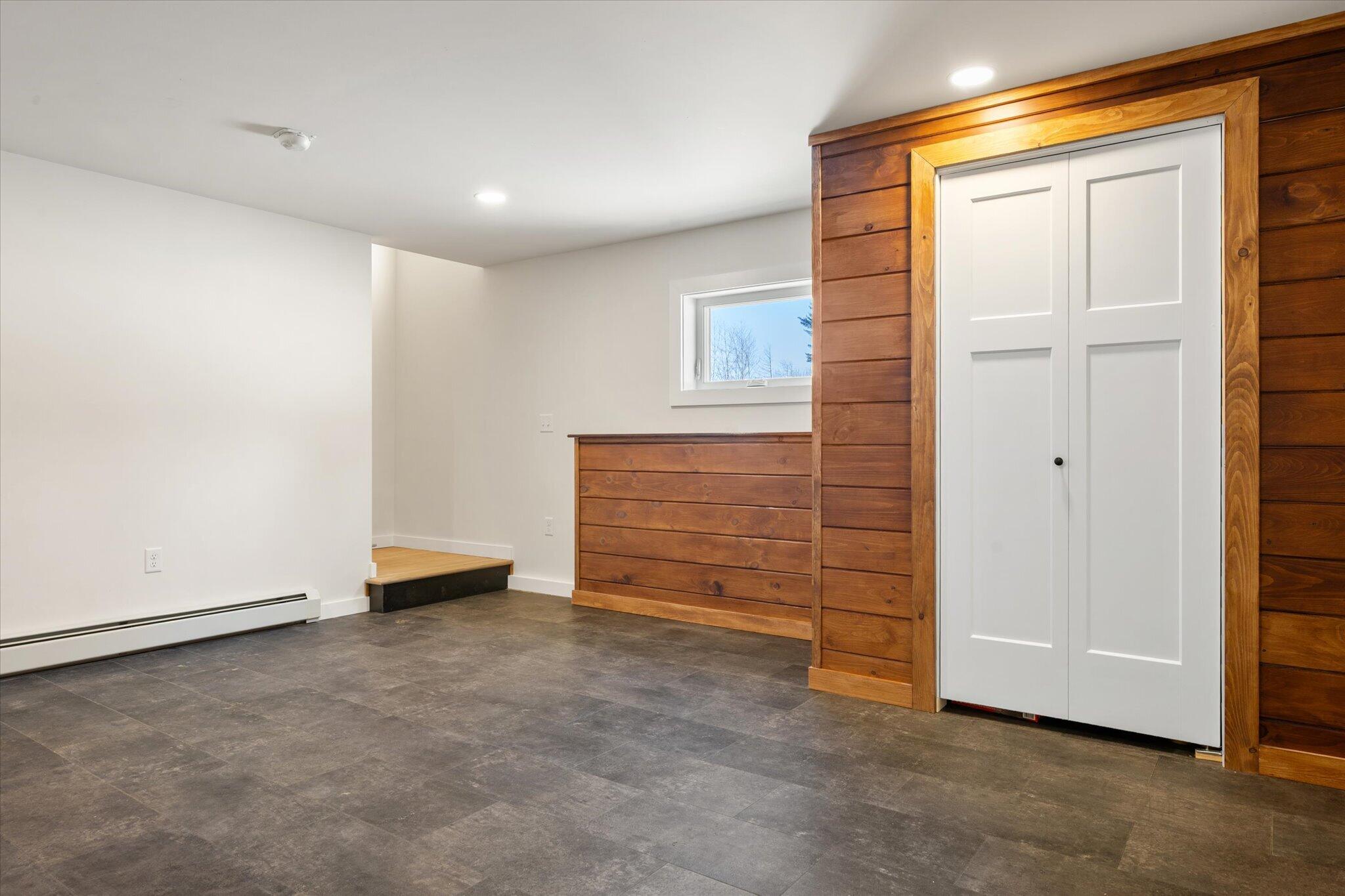 1431 Kennebec Road Hampden ME 04444