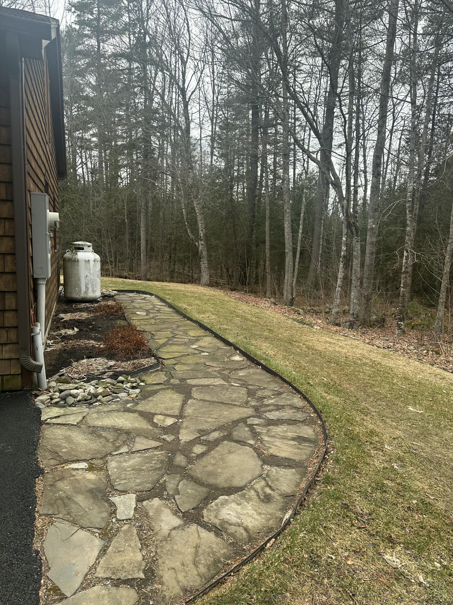 271 Hampden Road Carmel ME 04419