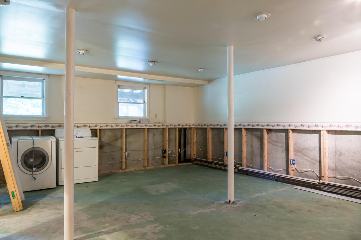 7 Seekins Drive Bath ME 04530