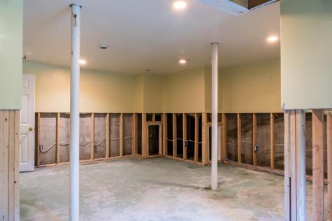 7 Seekins Drive Bath ME 04530