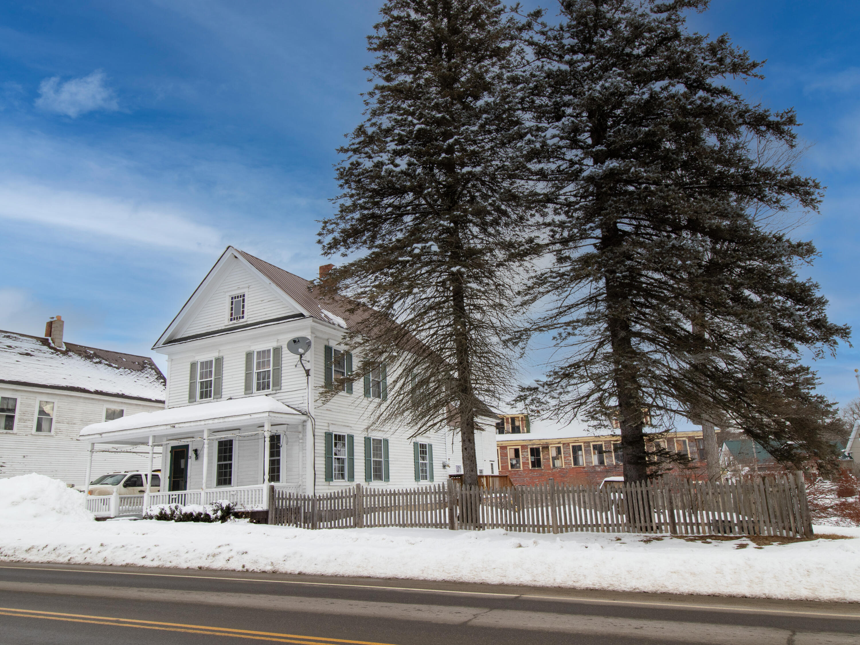 13 Bridge Street Porter ME 04068