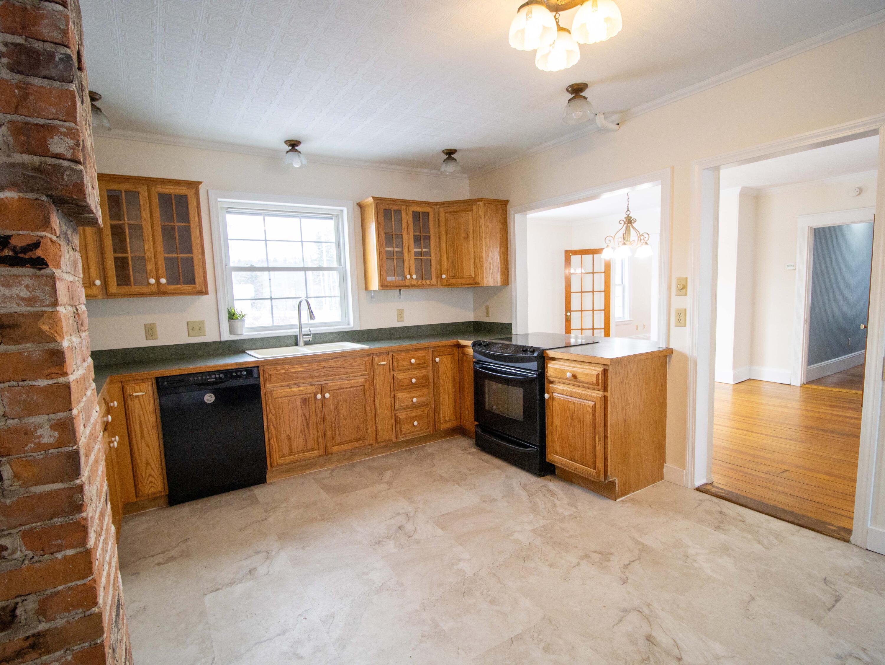 13 Bridge Street Porter ME 04068