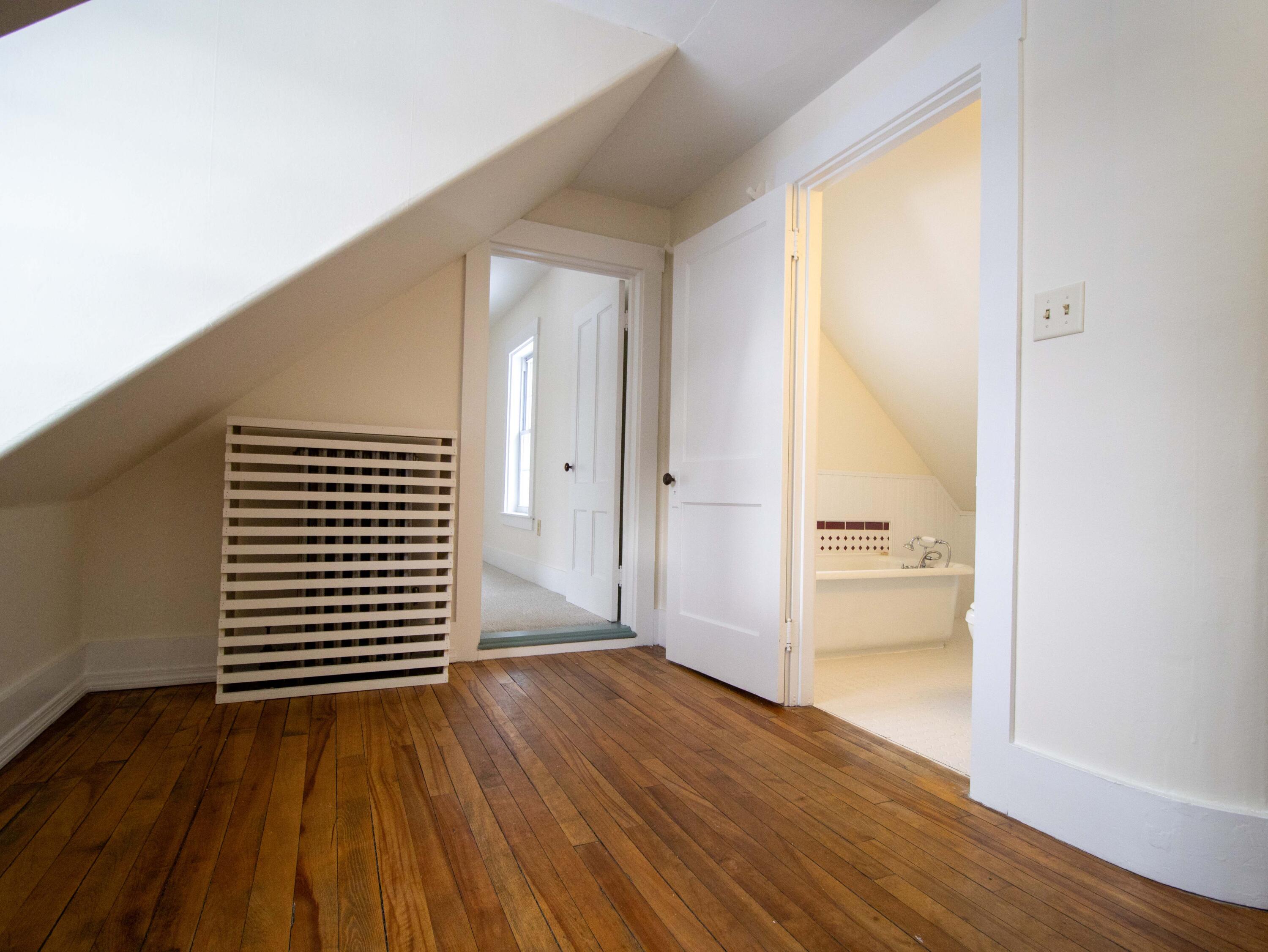 13 Bridge Street Porter ME 04068