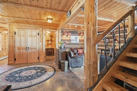 99 Abena Shores Belgrade ME 04917