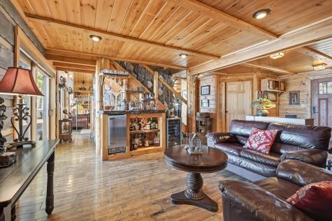 99 Abena Shores Belgrade ME 04917