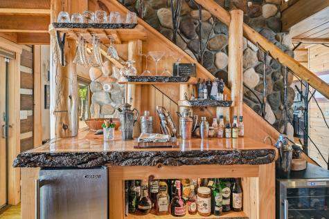 99 Abena Shores Belgrade ME 04917