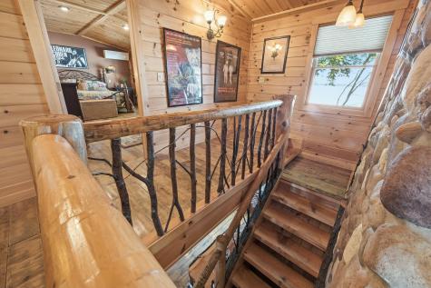 99 Abena Shores Belgrade ME 04917