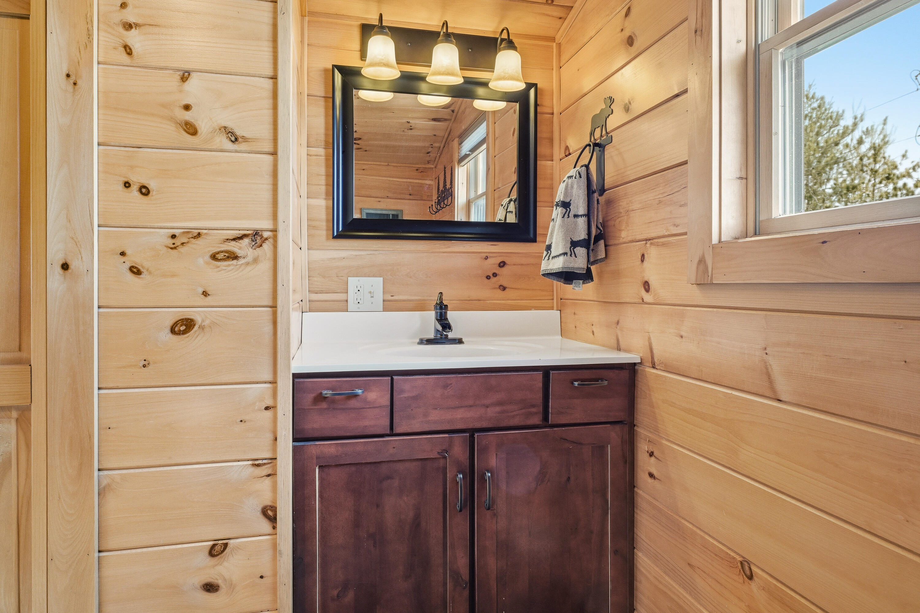 99 Abena Shores Belgrade ME 04917