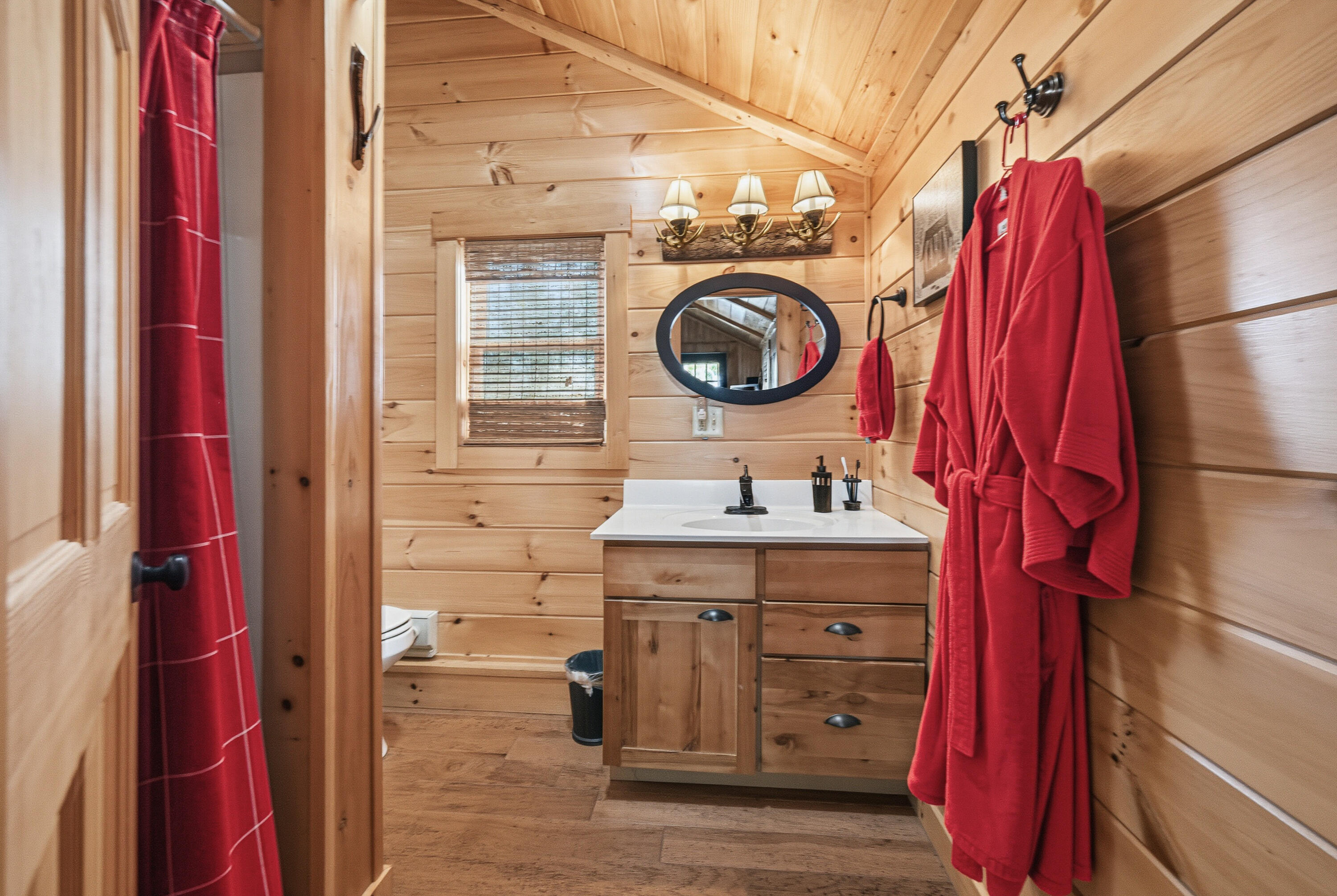 99 Abena Shores Belgrade ME 04917