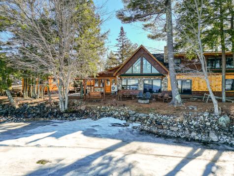 99 Abena Shores Belgrade ME 04917