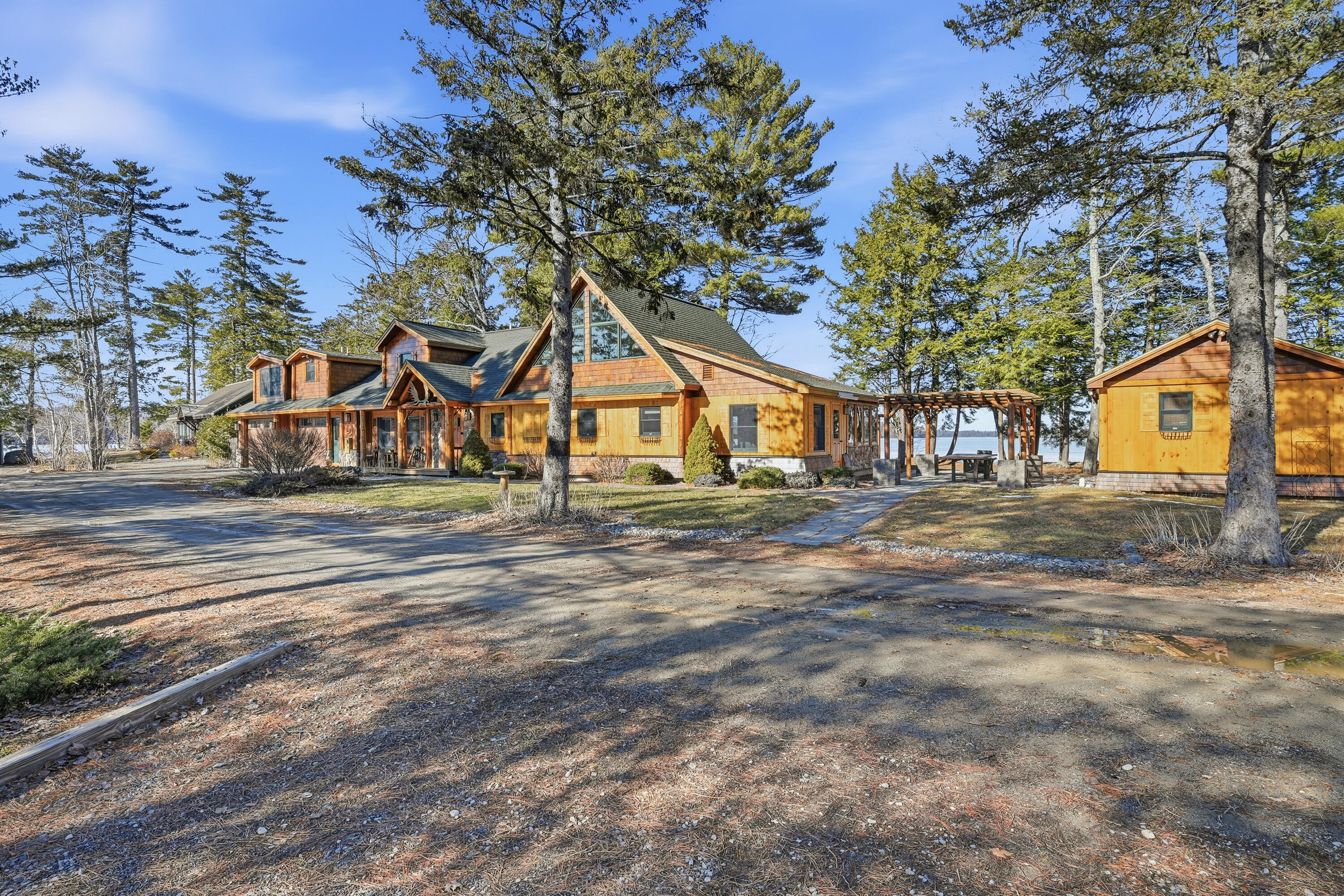 99 Abena Shores Belgrade ME 04917