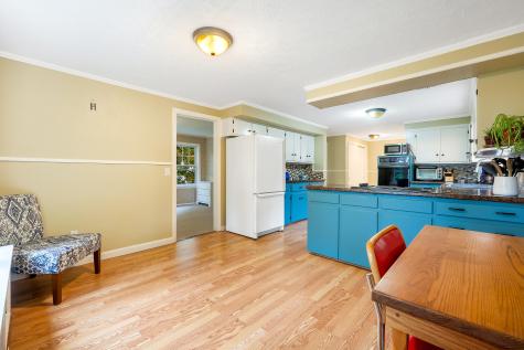 51 Grandview Avenue Auburn ME 04210