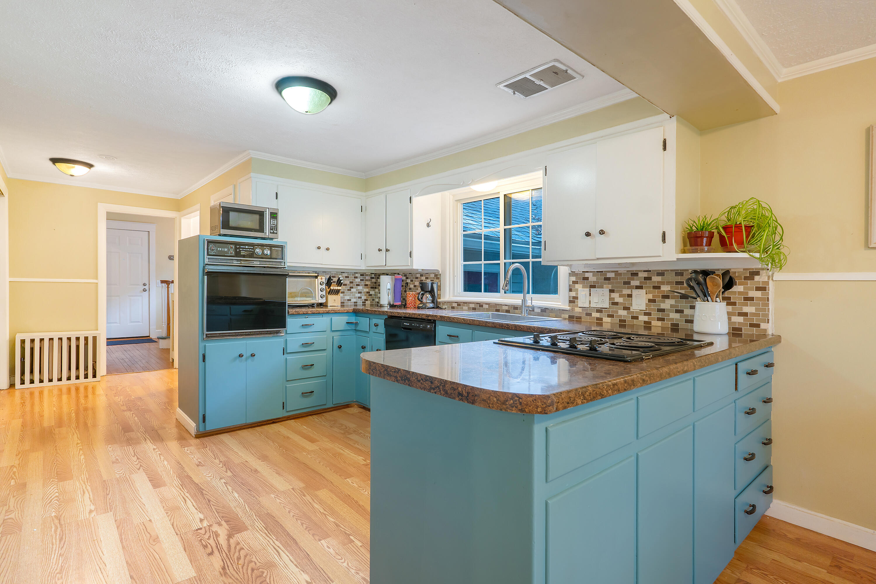 51 Grandview Avenue Auburn ME 04210