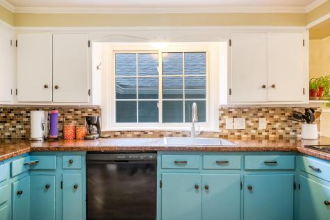 51 Grandview Avenue Auburn ME 04210