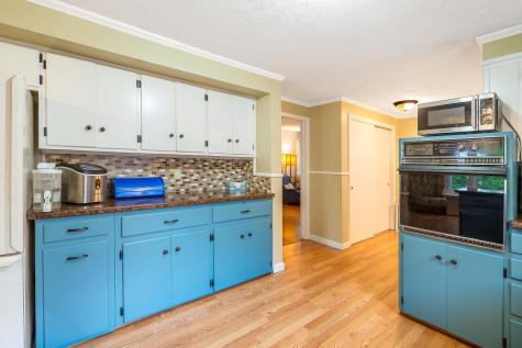 51 Grandview Avenue Auburn ME 04210