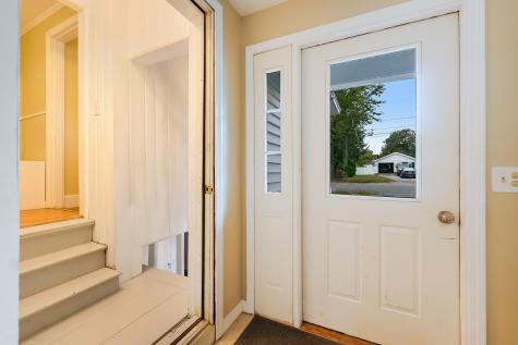 51 Grandview Avenue Auburn ME 04210