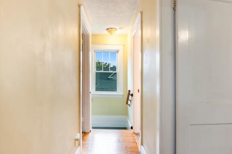 51 Grandview Avenue Auburn ME 04210