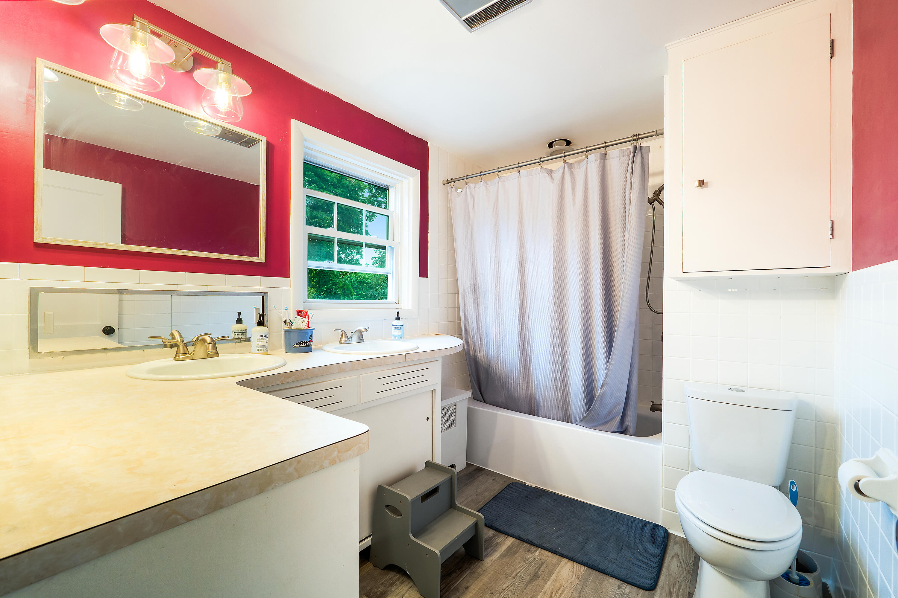 51 Grandview Avenue Auburn ME 04210