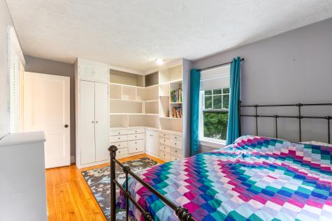 51 Grandview Avenue Auburn ME 04210