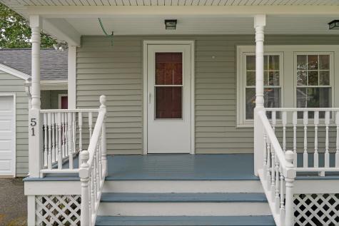 51 Grandview Avenue Auburn ME 04210
