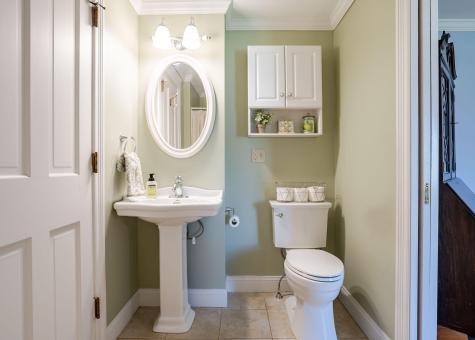 8 Halls Hill Road Falmouth ME 04105