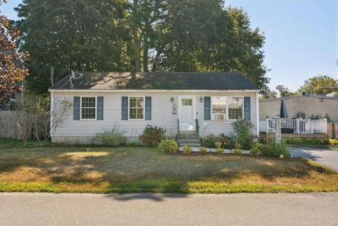 32 Robinson Street South Portland ME 04106