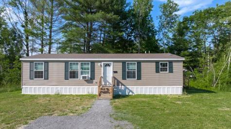 11 Amelia Lane Waterville ME 04901