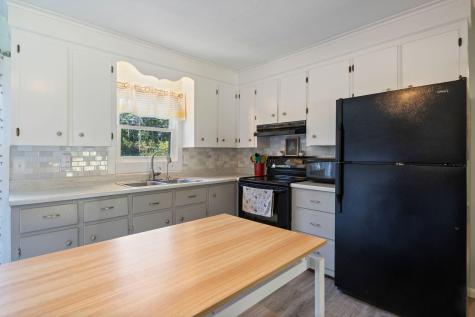 24 Middle Road Kennebunk ME 04043