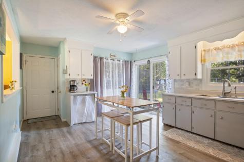 24 Middle Road Kennebunk ME 04043