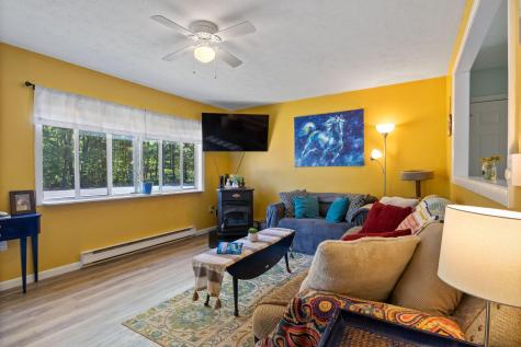 24 Middle Road Kennebunk ME 04043