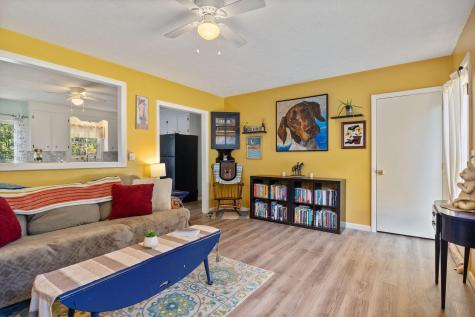 24 Middle Road Kennebunk ME 04043