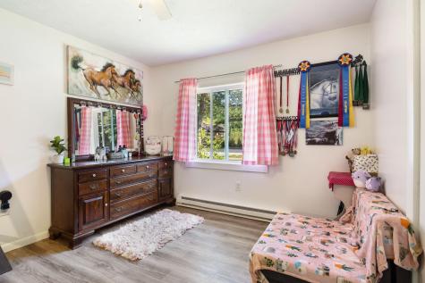 24 Middle Road Kennebunk ME 04043