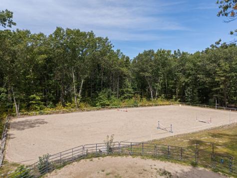 24 Middle Road Kennebunk ME 04043