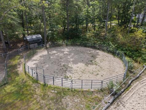 24 Middle Road Kennebunk ME 04043