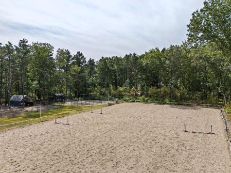 24 Middle Road Kennebunk ME 04043