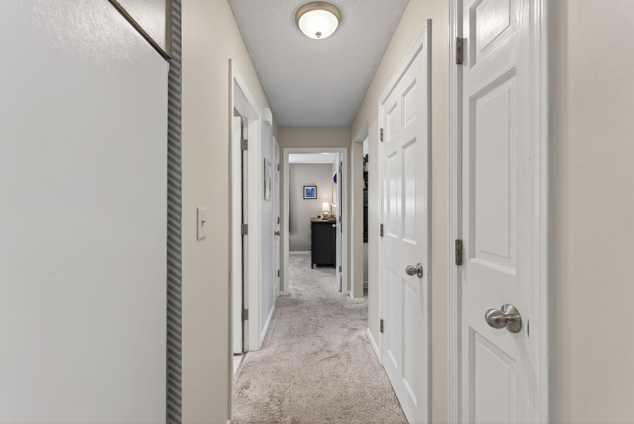 1 Jeanne Drive Topsham ME 04086