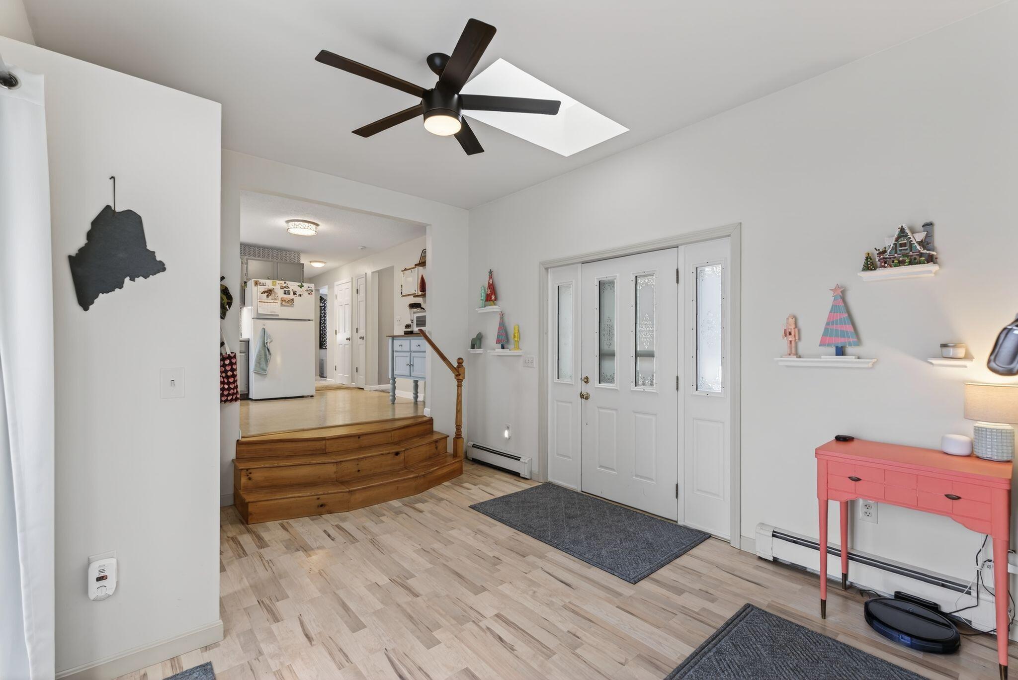 1 Jeanne Drive Topsham ME 04086