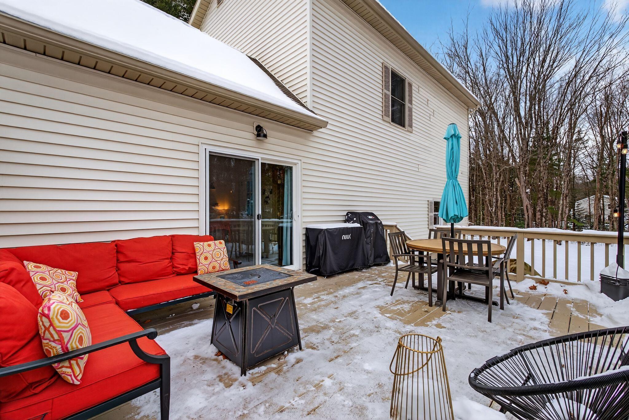 1 Jeanne Drive Topsham ME 04086